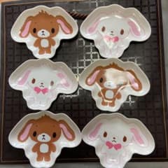 シュガーバニー　小皿　2種類×3  全部で6枚です。のサムネイル