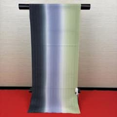 期間限定 新品 帯揚げ 4073 正絹 衿秀 たて 銀通し 3色ぼかし - メルカリ