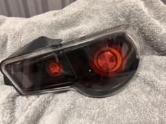 ひ*と様 トヨタ 86 ZN6 前期型 4眼丸灯テールランプ 左右セット ひ*と様 トヨタ 86 ZN6 前期型 4眼丸灯テールランプ 左右セット - メルカリ