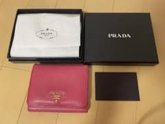 PRADA　プラダ　三つ折り財布　サフィアーノレザー　ゴールドロゴ　ピンクのサムネイル