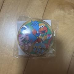 【USJ】25周年 セサミストリート 缶バッジのサムネイル