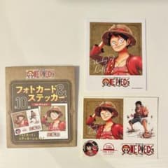 ONEPIECE　フォトカード&ステッカー　ルフィのサムネイル