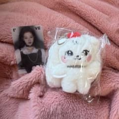 未開封 IVE ウォニョン MINiVE チェリー ぬいぐるみ クリスマス