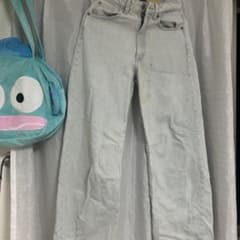 ライトブルー デニムパンツのサムネイル