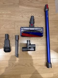 スタンド付】Dyson V7 Fluffyコードレス掃除機動作品バッテリー無し