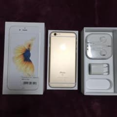 iPhone 6s Gold 32 GB UQ mobileのサムネイル