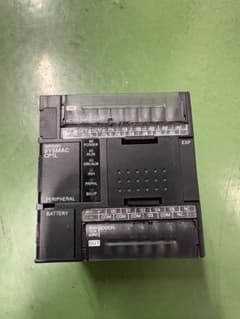 【最終値下げ】オムロン OMRON CP1L-L14DR-A 最終値下げ】オムロン OMRON CP1L-L14DR-A - メルカリ