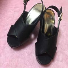 GU サンダルのサムネイル