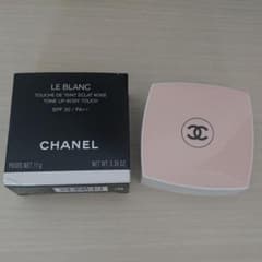 CHANEL シャネル ル ブラン トーンアップ ロージー タッチのサムネイル