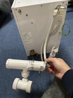 TOTO 電気温水器 REAH06A11R - メルカリ