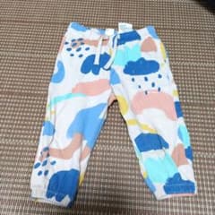 カラフルなベビーパンツのサムネイル