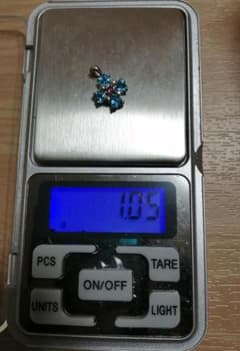 最終価格】k14WG 約1.05g ペンダントトップ クローバー - メルカリ