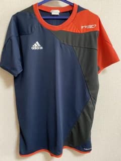 adidas アディダス Tシャツのサムネイル
