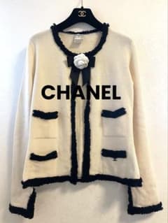 CHANEL ノーカラーカーディガン38 アイボリー/ブラック CHANEL ノーカラーカーディガン38 アイボリー/ブラック - メルカリ