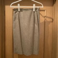スカートのサムネイル