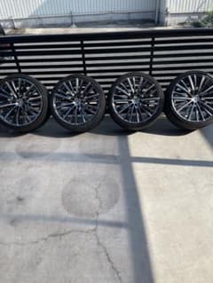 クレンチェン8.5Ｊ9.5Ｊ20インチ アルミホイール 4本セット クレンチェン8.5J9.5J20インチ アルミホイール 4本セット - メルカリ