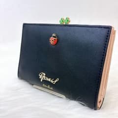 未使用級✨ミュベール　てんとう虫　財布　コンパクト　がま口　クローバー　折り財布 未使用級✨ミュベール てんとう虫 財布 コンパクト がま口 クローバー