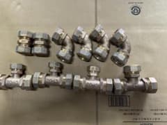 ポリ2層管メカニカル継手 20A エルボチーズソケット１０個セットのサムネイル