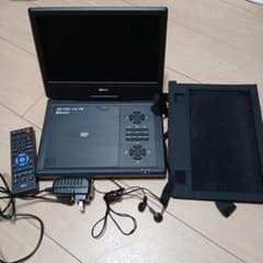 Wizz ポータブルDVDプレーヤー - メルカリ