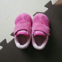 アシックス　ピンク12cmのサムネイル