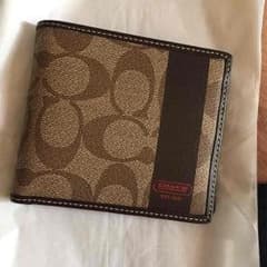 ターキーさん専用 coach 二つ折り財布のサムネイル