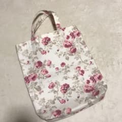 新品未使用 ローラアシュレイ トートバッグ EVA加工のサムネイル