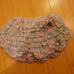 fafaふりふりかぼちゃパンツ90のサムネイル