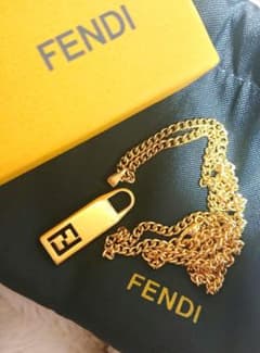 正規 美品】FENDIズッカ柄FF金色ゴールドチャーム/3㎜ネックレス 