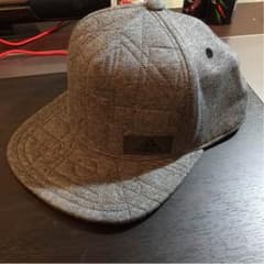 アディダス帽子のサムネイル