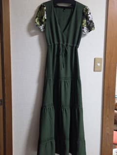 【デシグアル】花柄刺繍パフスリーブ マキシ丈ワンピース カーキ XSのサムネイル