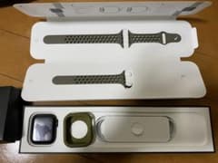 Apple Watch SE NIKE 44mmのサムネイル