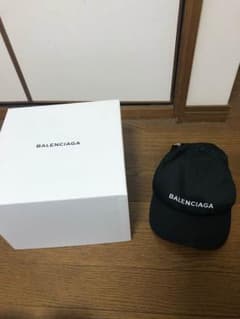バレンシアガ キャップのサムネイル