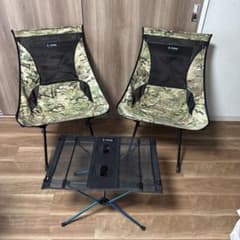 Helinox アウトドアチェア 2脚セット テーブル付き　　　カモフラージュ Helinox アウトドアチェア 2脚セット テーブル付き カモフラージュ
