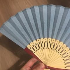 【未使用】扇子 水色 キラキラのサムネイル