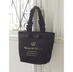 Maison de FLEUR ブラックトートバッグのサムネイル