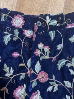 IENA 花柄刺繍 ベロア ストレートパンツ ネイビーのサムネイル