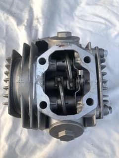 モンキー カブ 12V ホンダ用 シリンダーヘッドのサムネイル
