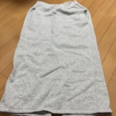 グレー ロングスカート スリット入りのサムネイル
