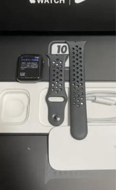 専用　アップルウォッチSE 40mm NIKE GPS(ざっきー！)のサムネイル