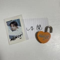 StrayKids RUNIT ハン ハートロック 南京錠 ステッカー彫刻なしのサムネイル