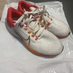 NIKE AIR ZOOM PEGASUS 39 23cm
