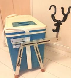 紀州釣り・カゴ釣り脚付きクーラーボックス(乗っ込みチヌ磯釣り最適