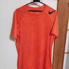 NIKE ナイキ Tシャツのサムネイル