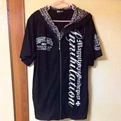パーカーのサムネイル