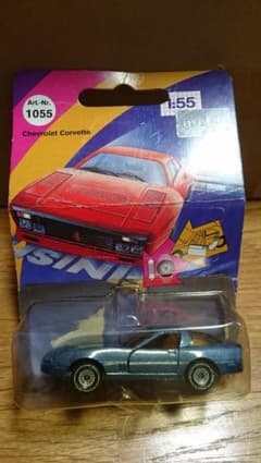 siku シボレー コルベットのサムネイル