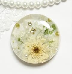 644可憐な♡レジンヘアゴム グリーン＆ホワイトブーケ マトリカリア