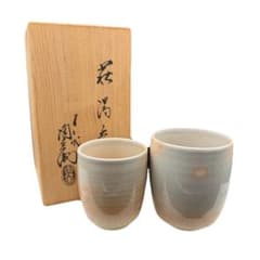 萩焼　十二代田原陶兵衛作　茶器揃　急須　湯冷　煎茶碗6客　共箱　V　6221C 十二代 田原陶兵衛 萩焼 共箱 湯呑み 2客セット 木箱入り - メルカリ