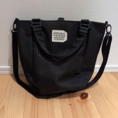 FREDRIK PACKERS ショルダーバッグ ブラックのサムネイル