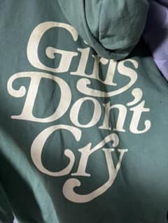 girls don't cry ガールズドントクライ　パーカー　破格挑戦のサムネイル