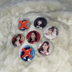 TWICE ミナ 缶バッジセットのサムネイル